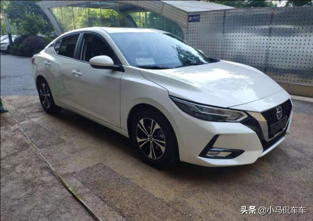 南陽日產(chǎn)軒逸最新報價揭秘，小巷深處的驚喜——軒逸軒車坊